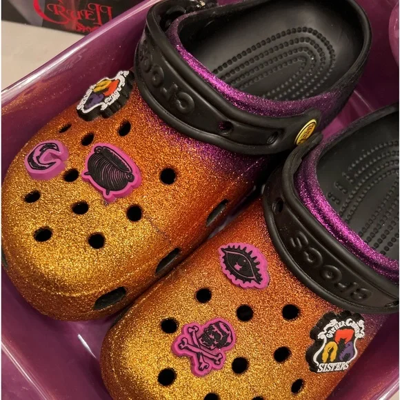 Authentic Hocus Pocus Crocs! Limited - Picture 2 of 16